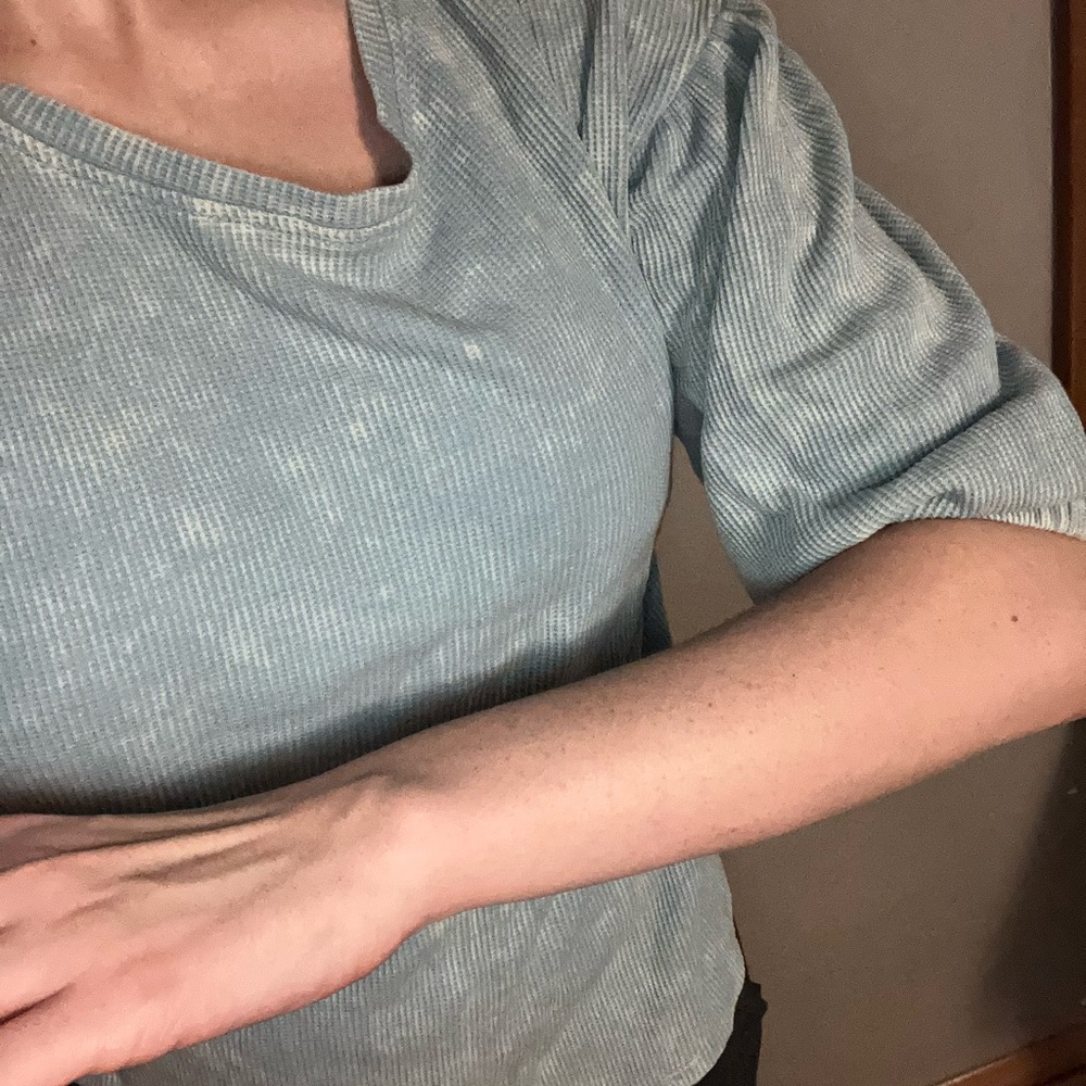 Waffle knit peasant sleeve top